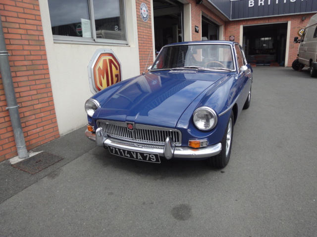 Restauration voitures anglaises - MGB GT